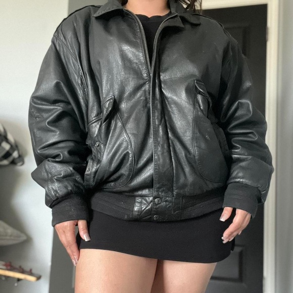 Vintage bomber jacket by Roundtree & Yorke - Picture 2 of 8